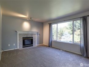 2208 S 380th Street, Federal Way WA 98003