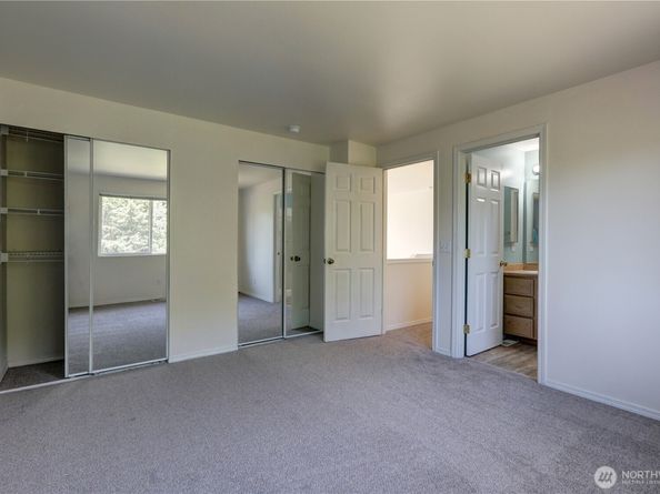 2208 S 380th Street, Federal Way WA 98003