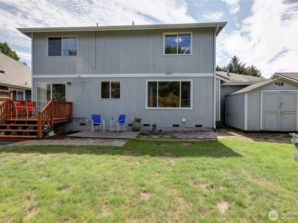 2208 S 380th Street, Federal Way WA 98003
