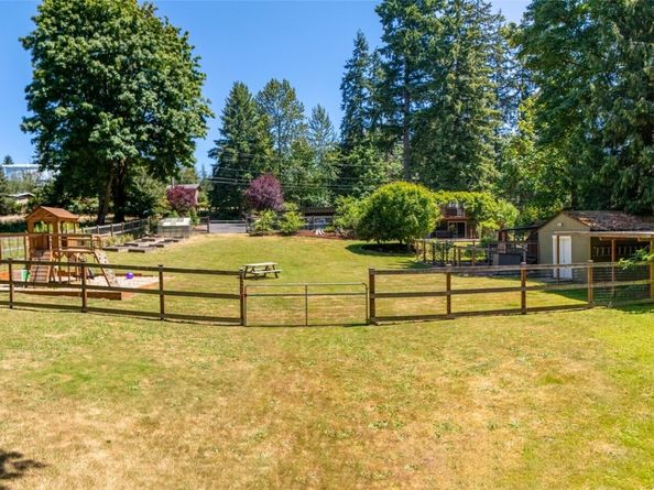 13651 183rd Avenue SE, Renton WA 98059