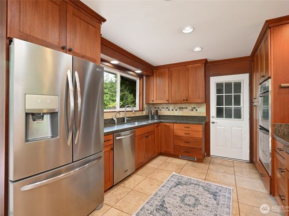 13651 183rd Avenue SE, Renton WA 98059