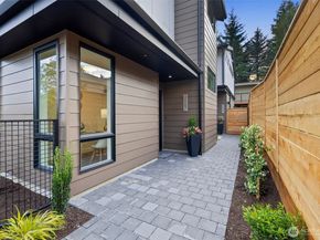 2667 51st Avenue SW, Seattle WA 98116