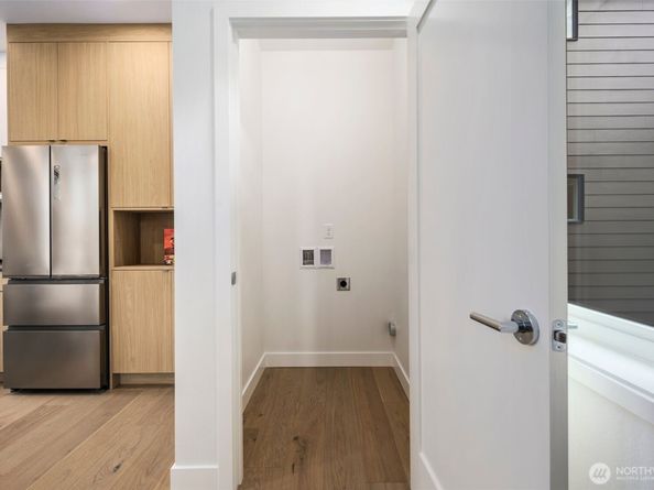 2667 51st Avenue SW, Seattle WA 98116