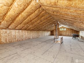 4059 Latona Avenue NE, Seattle WA 98105