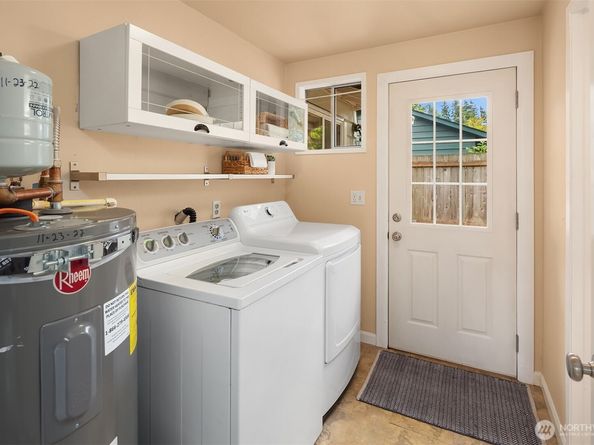 6310 230th Street SW, Mountlake Terrace WA 98043