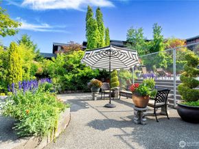 1425 S Puget Drive C1, Renton WA 98055