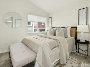 1132 Yakima Avenue S, Seattle WA 98144