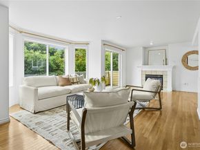 1132 Yakima Avenue S, Seattle WA 98144