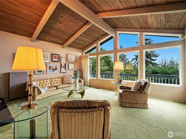 5418 NE 200th Place, Lake Forest Park WA 98155