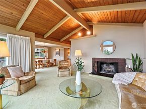 5418 NE 200th Place, Lake Forest Park WA 98155