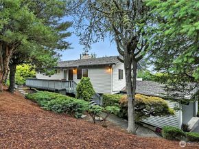 5418 NE 200th Place, Lake Forest Park WA 98155