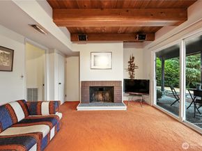 5418 NE 200th Place, Lake Forest Park WA 98155
