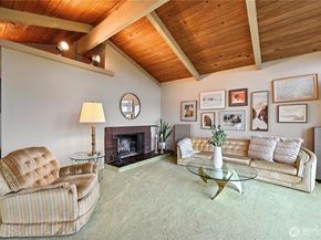 5418 NE 200th Place, Lake Forest Park WA 98155