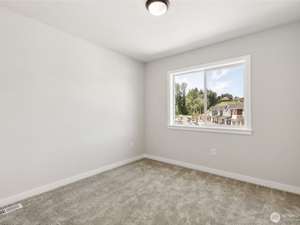 17655 NE Midnight Sun Loop, Poulsbo WA 98370