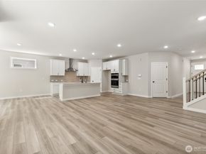 17655 NE Midnight Sun Loop, Poulsbo WA 98370