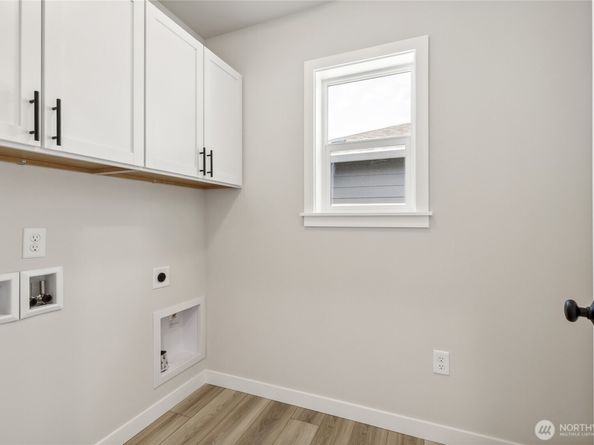 17655 NE Midnight Sun Loop, Poulsbo WA 98370