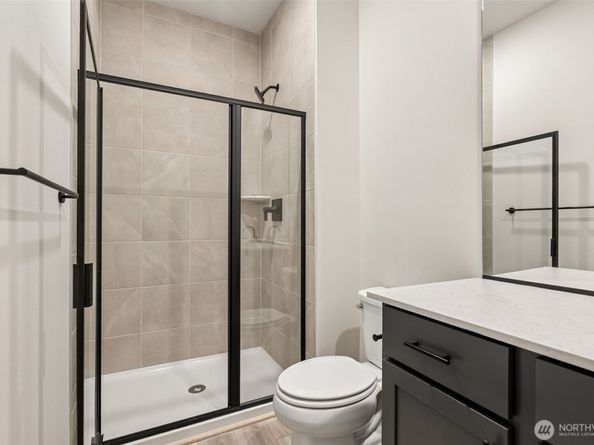 17655 NE Midnight Sun Loop, Poulsbo WA 98370