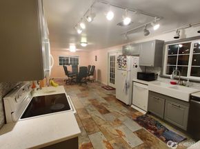 8305 134th Avenue NE, Redmond WA 98052