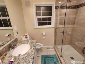 8305 134th Avenue NE, Redmond WA 98052