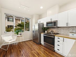 11895 NE 163rd Place, Bothell WA 98011