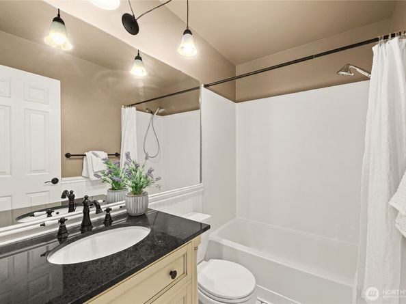 11895 NE 163rd Place, Bothell WA 98011