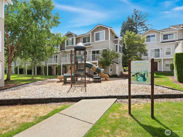 11895 NE 163rd Place, Bothell WA 98011