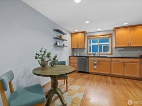 9748 4th Avenue NW B, Seattle WA 98117