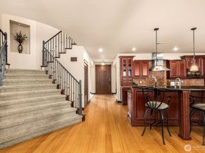 17645 SE 196th Drive, Renton WA 98058