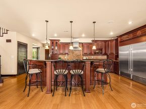 17645 SE 196th Drive, Renton WA 98058