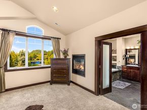 17645 SE 196th Drive, Renton WA 98058