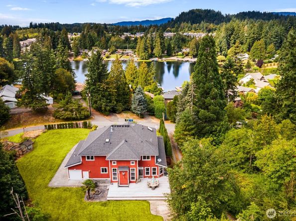 17645 SE 196th Drive, Renton WA 98058