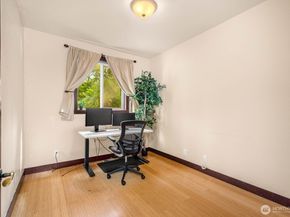17645 SE 196th Drive, Renton WA 98058