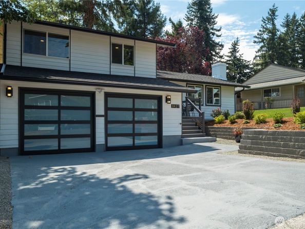 8427 NE 144th Pl, Kirkland WA 98034