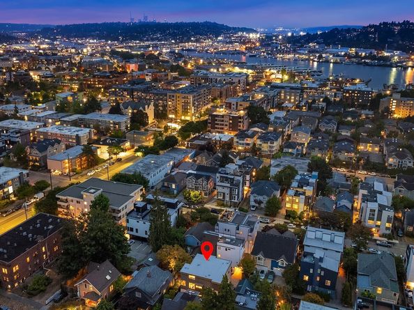 2421 NW 61st Street A, Seattle WA 98107