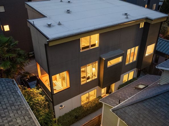 2421 NW 61st Street A, Seattle WA 98107