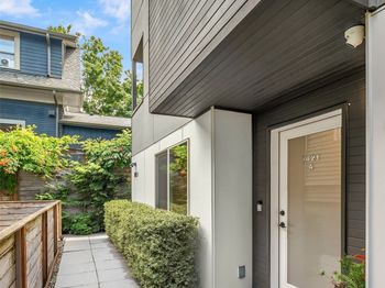 2421 NW 61st Street