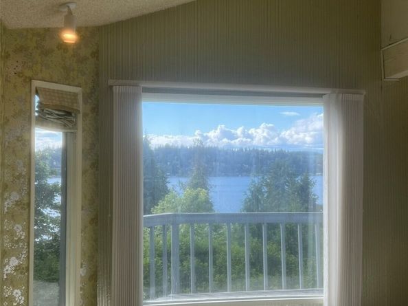 13461 64th Place NE, Kirkland WA 98034