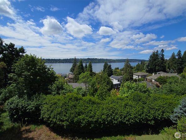 13461 64th Place NE, Kirkland WA 98034