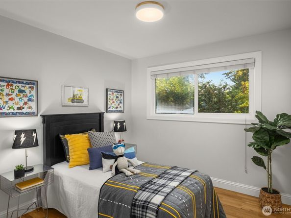 112 18th Avenue, Kirkland WA 98033