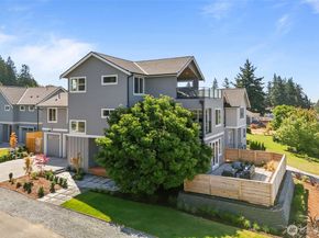 721 NW 130th Street, Seattle WA 98177