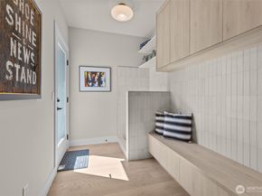 721 NW 130th Street, Seattle WA 98177