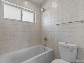 721 NW 130th Street, Seattle WA 98177