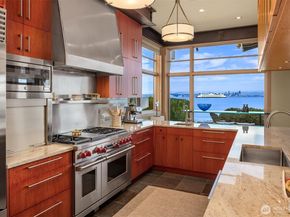 4290 Rockaway Beach Road NE, Bainbridge Island WA 98110