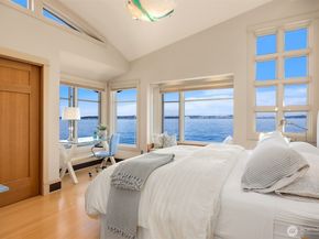 4290 Rockaway Beach Road NE, Bainbridge Island WA 98110