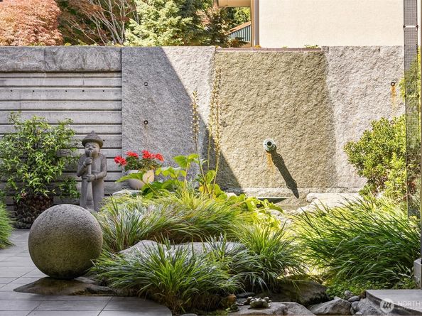 4290 Rockaway Beach Road NE, Bainbridge Island WA 98110