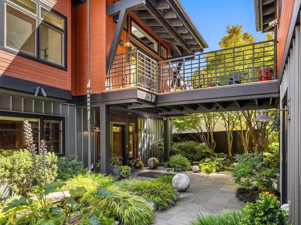 4290 Rockaway Beach Road NE, Bainbridge Island WA 98110