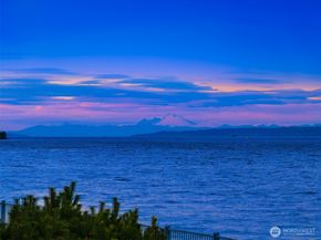 4290 Rockaway Beach Road NE, Bainbridge Island WA 98110