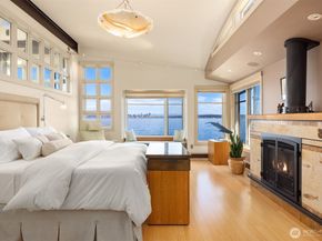 4290 Rockaway Beach Road NE, Bainbridge Island WA 98110