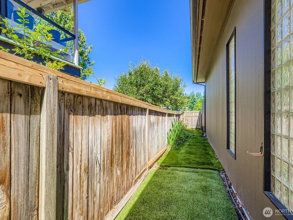 13310 Bitter Place N, Seattle WA 98133