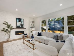 14142 SE 8th Street, Bellevue WA 98007